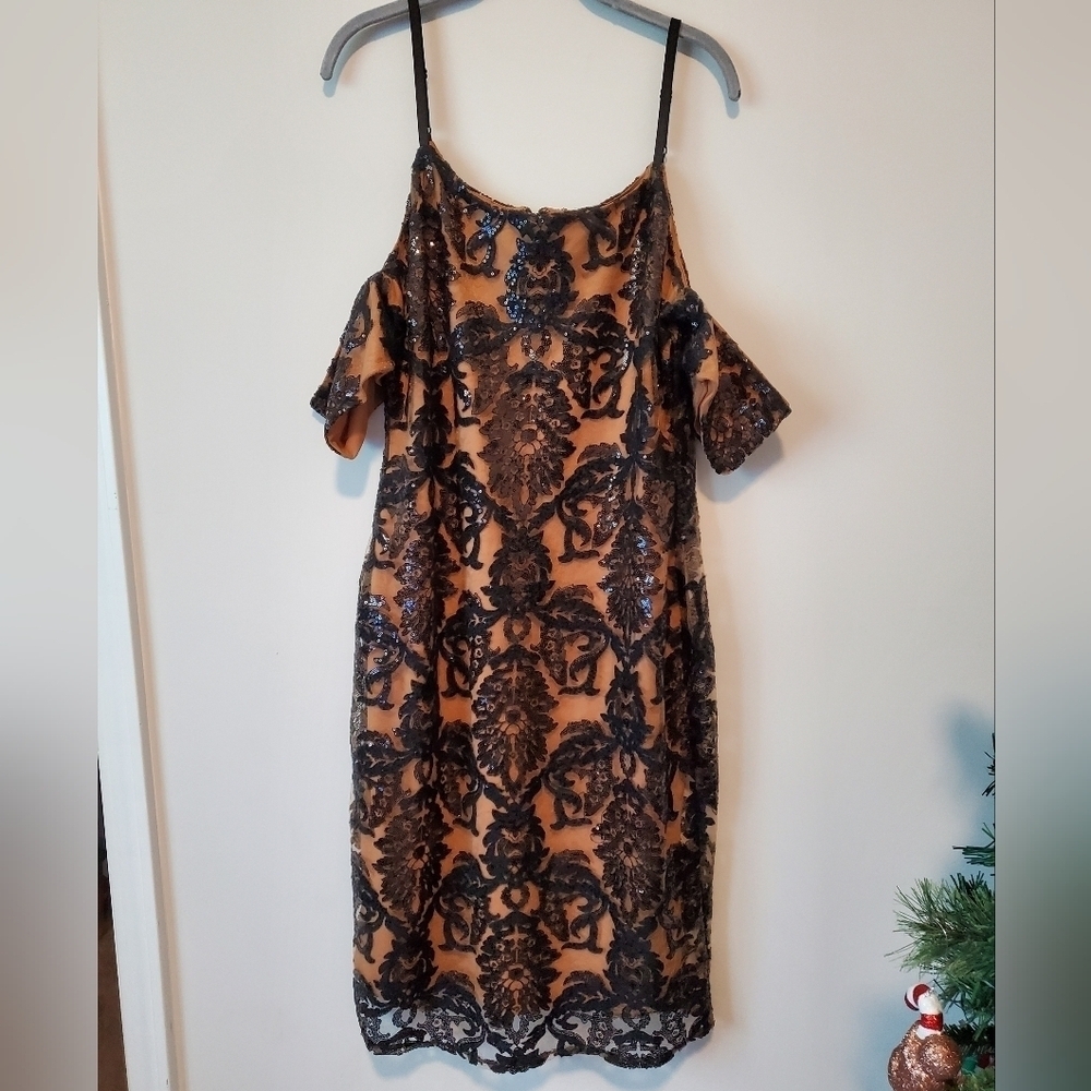 Venus Off The Shoulder Detail Lace and Nude Dress with Spagetti Straps